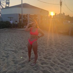 Meet your Posher, Amelia